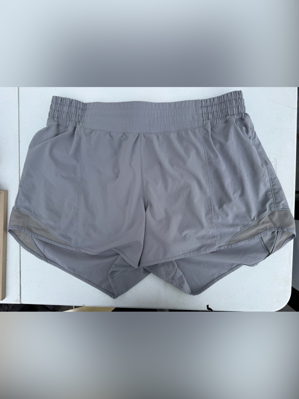 Lululemon shorts size 14